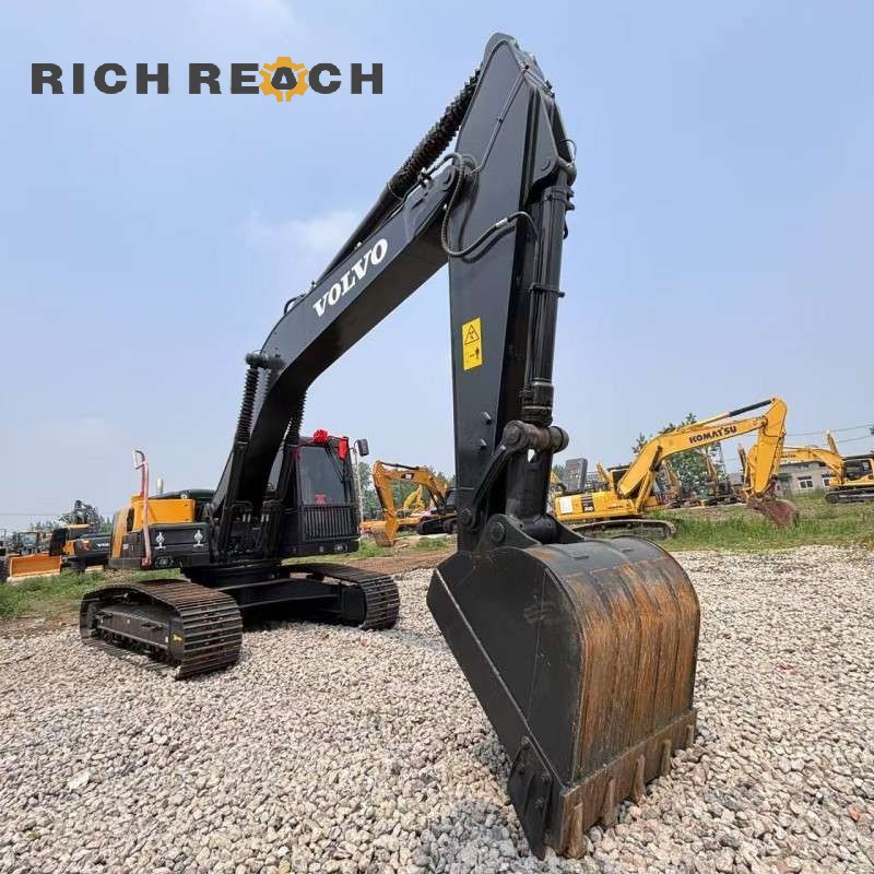 Undercarriage tracks – 2023 Volvo EC240 crawler excavator $30,750